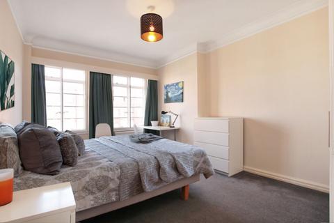 1 bedroom apartment to rent, Rossmore Court, London, NW1
