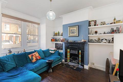 19 Salisbury Road, London, W13 9TU