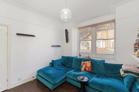 19 Salisbury Road, London, W13 9TU