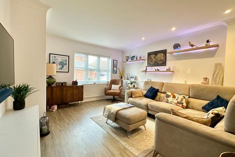 109 Bramble Tye, Laindon, Basildon, SS15 5GR