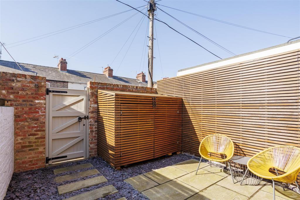 90 Albemarle Road 9.jpg