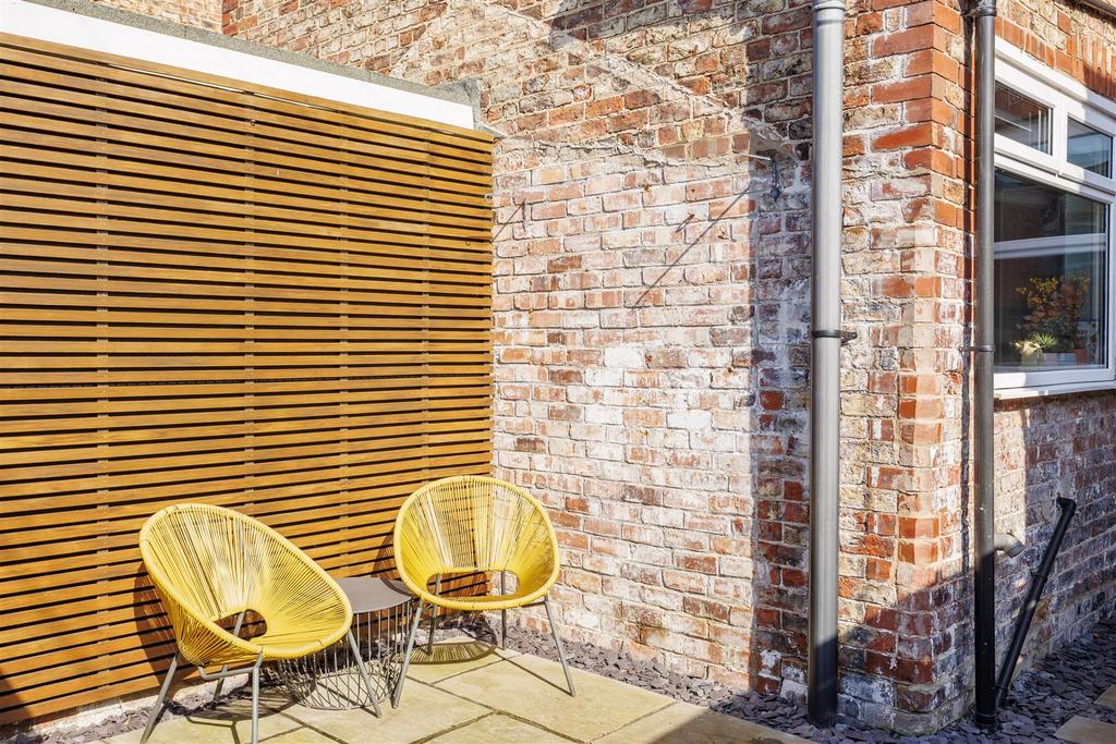 90 Albemarle Road 12.jpg