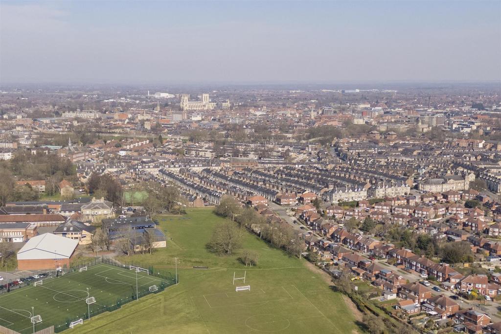 90 Albemarle Road 4.jpg