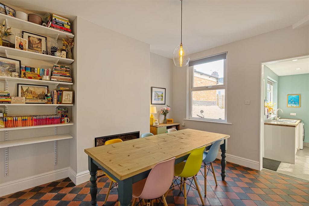 90 Albemarle Road 19.jpg