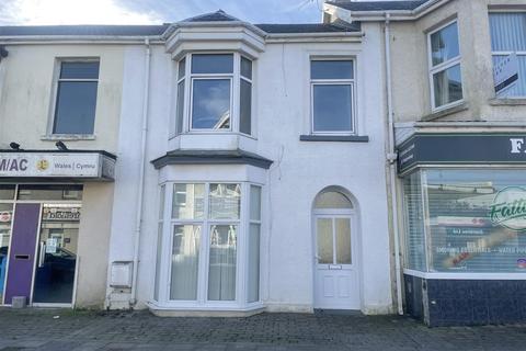 3 bedroom terraced house for sale, John Street, Llanelli