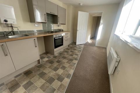 3 bedroom terraced house for sale, John Street, Llanelli