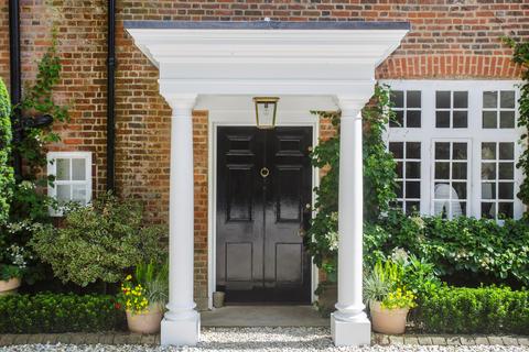 6 bedroom detached house for sale, Grove Mill Lane, Hertfordshire, WD17.