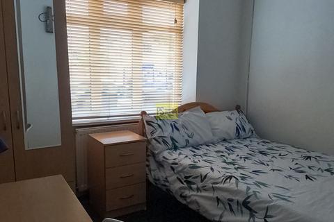 1 bedroom terraced house to rent, Tiverton Road, Birmingham B29