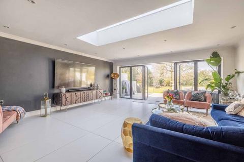 3 bedroom townhouse for sale, Denham Road, Iver SL0