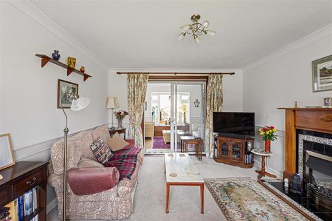 130 Acaster Lane, Bishopthorpe, York, YO23 2TD