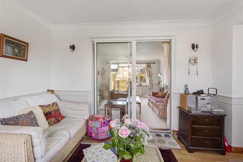 130 Acaster Lane, Bishopthorpe, York, YO23 2TD