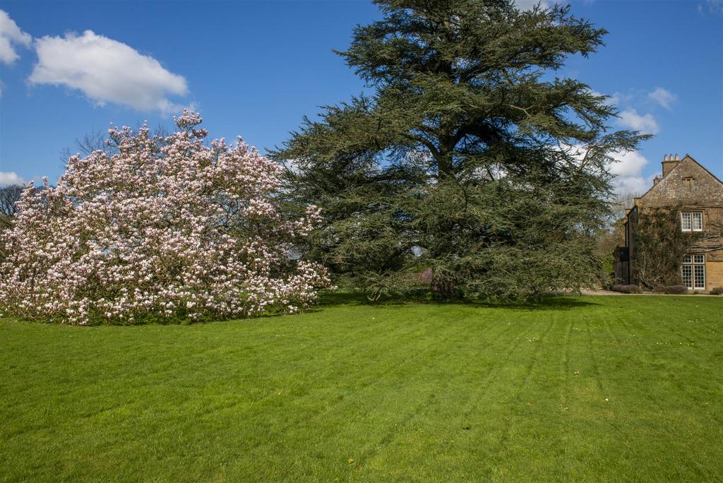 Gardens.jpg