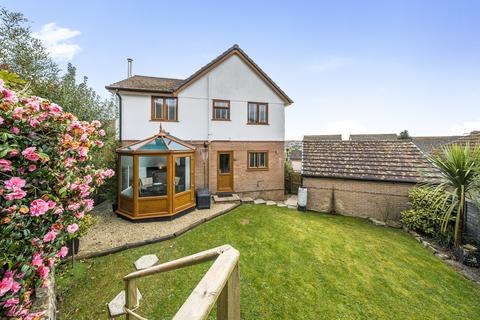 2 Fairfields, Looe, PL13 1HD