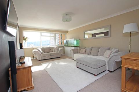 3 bedroom flat for sale, Selwyn Road, Eastbourne, BN21 2LF