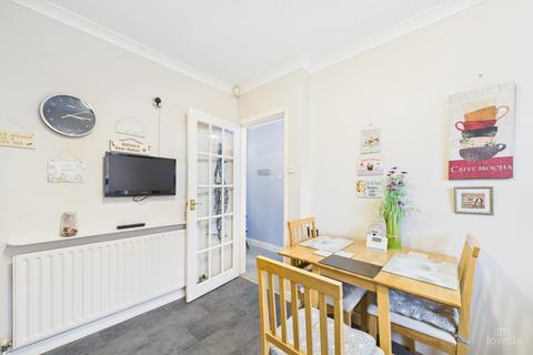 4 Castle Court, Barton-upon-humber, DN18 5EJ