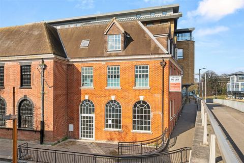 1 bedroom apartment for sale, High Street, Berkshire RG12