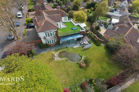 Coplands Acton Road, Lowestoft, NR33 7LG