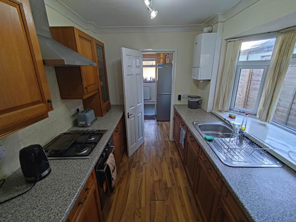 Kitchen (3)