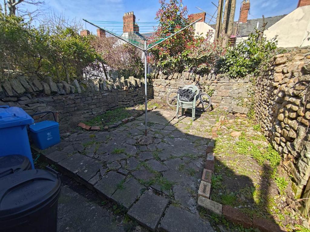 Rear garden (1)