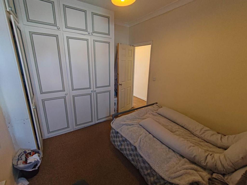First floor middle b