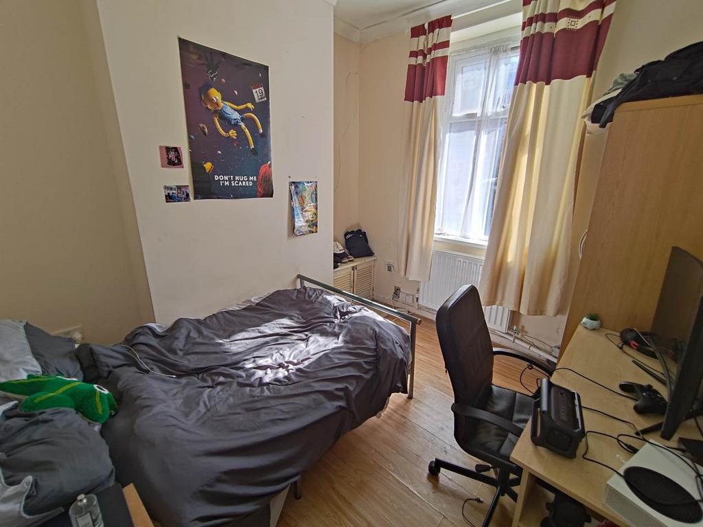 Ground floor front b