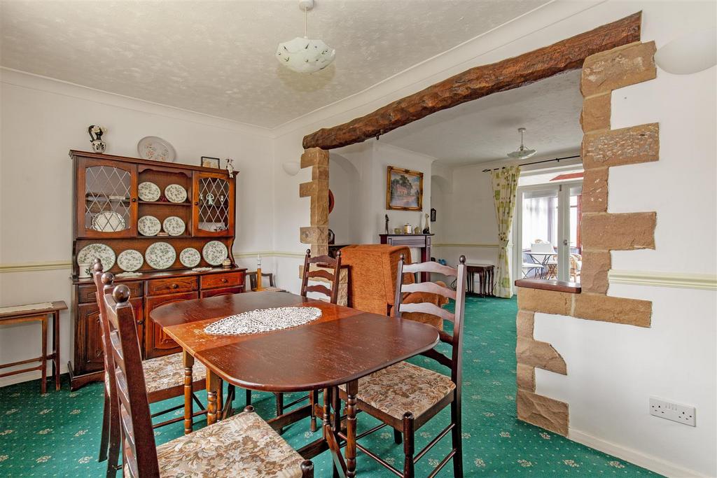 Dining Area-2.jpg