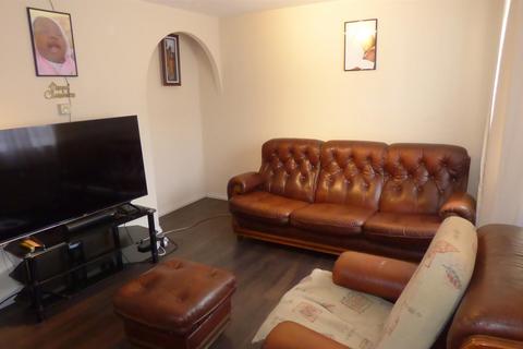3 bedroom house for sale, Trundleys Road, London