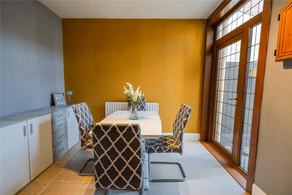 Dining Room (2)