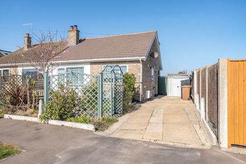 2 bedroom chalet for sale, Russell Avenue, Caister-On-Sea