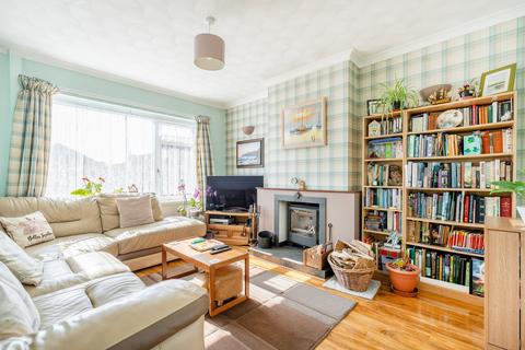 2 bedroom chalet for sale, Russell Avenue, Caister-On-Sea