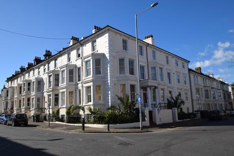 1 bedroom flat for sale, Pevensey Road, Eastbourne BN21