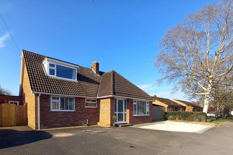 4 bedroom detached bungalow for sale, Church Lane, Bicton, Shrewsbury