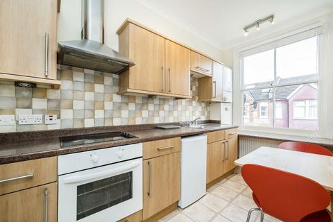 2 bedroom flat for sale, Stronsa Road, London W12
