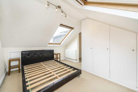 2 bedroom flat for sale, Stronsa Road, London W12