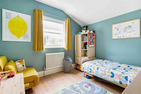 38 Ermine Road, London, SE13 7JS