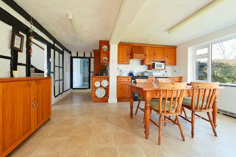 4 bedroom detached house for sale, Bossingham Road, Stelling Minnis, Canterbury, CT4