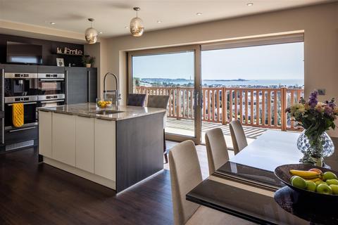 4 bedroom detached house for sale, A Contemporary Detached 4 Bedroom Property