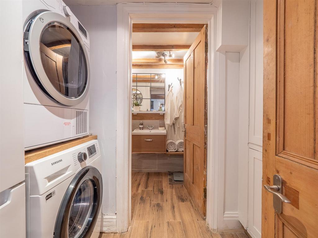 Utility/downstairs shower room