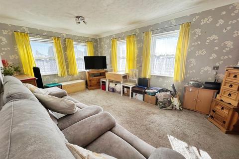 1 bedroom flat for sale, Pier Avenue, Herne Bay