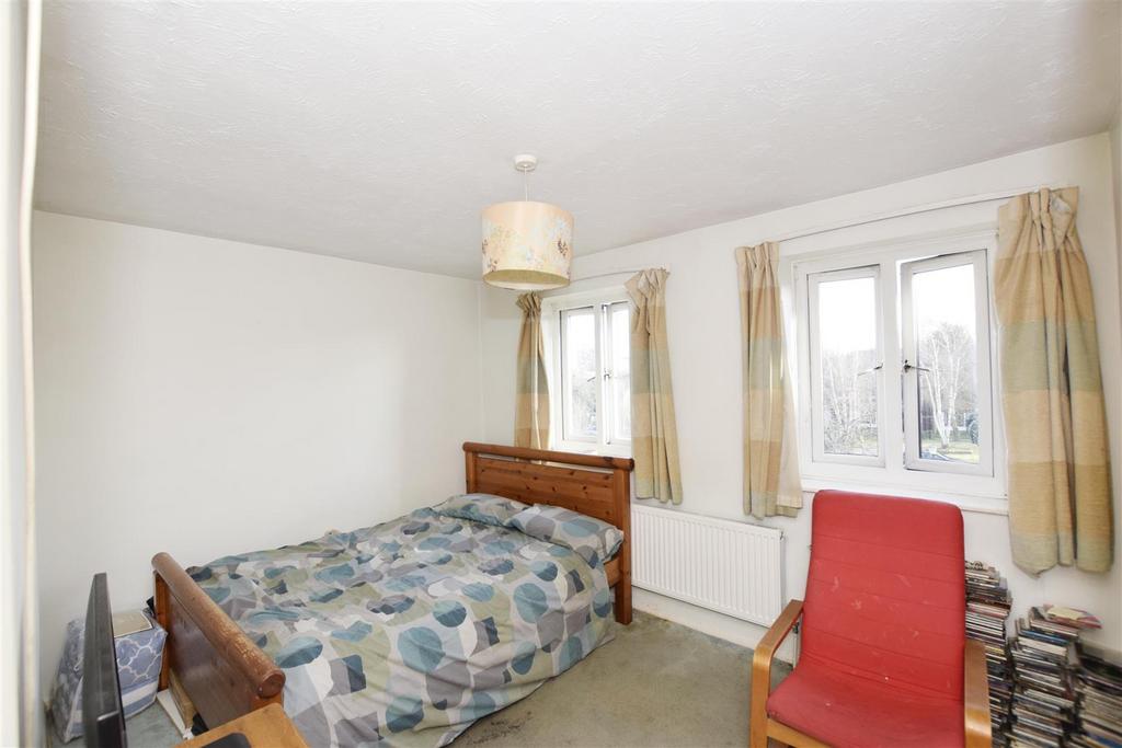 Bedroom copy.jpg
