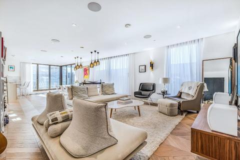 Flat 7, 20 Hatton Wall, London, EC1N 8JH