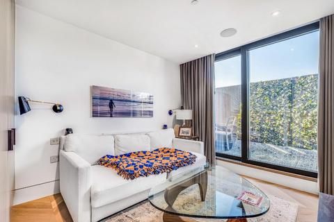 Flat 7, 20 Hatton Wall, London, EC1N 8JH