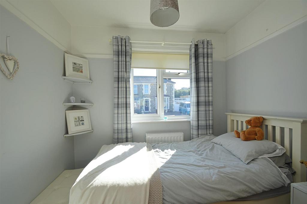 Resized Bed3.jpg