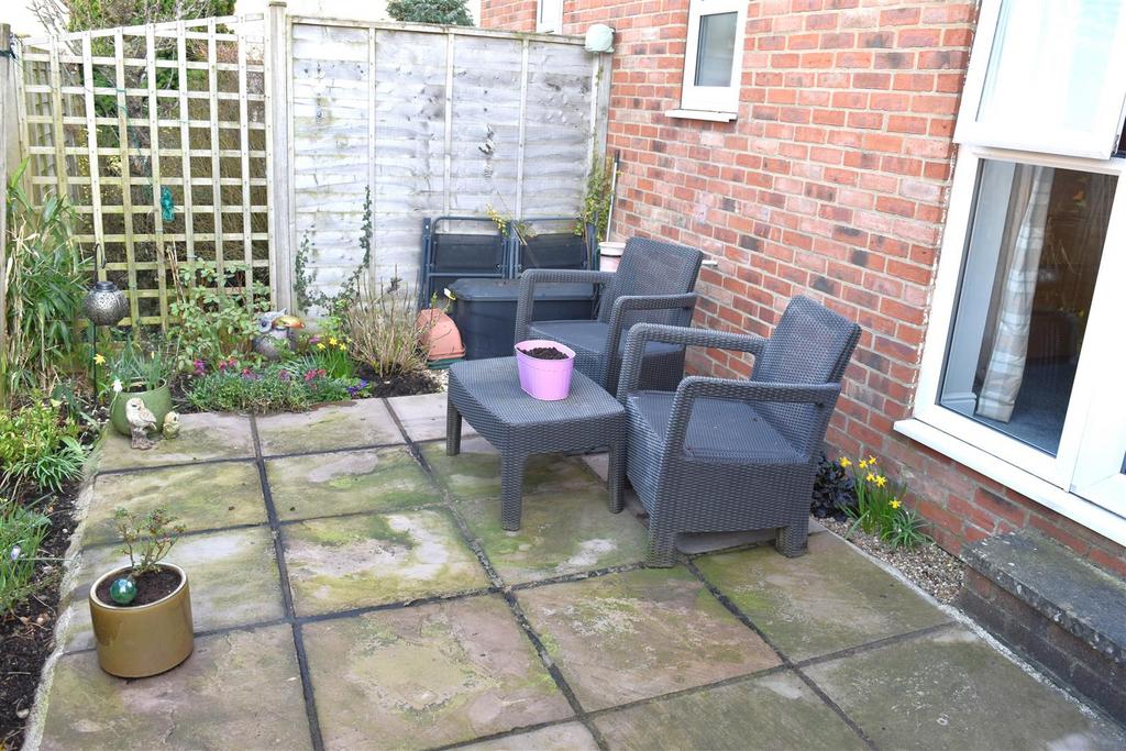 Patio garden