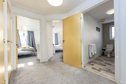 2 bedroom flat to rent, Burt Place*, Cardiff CF10