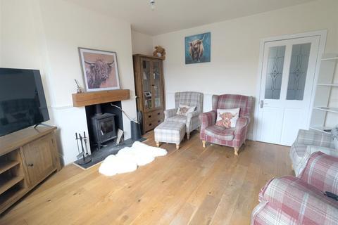 15 Dene View, Luddendenfoot, Halifax, HX2 6PB