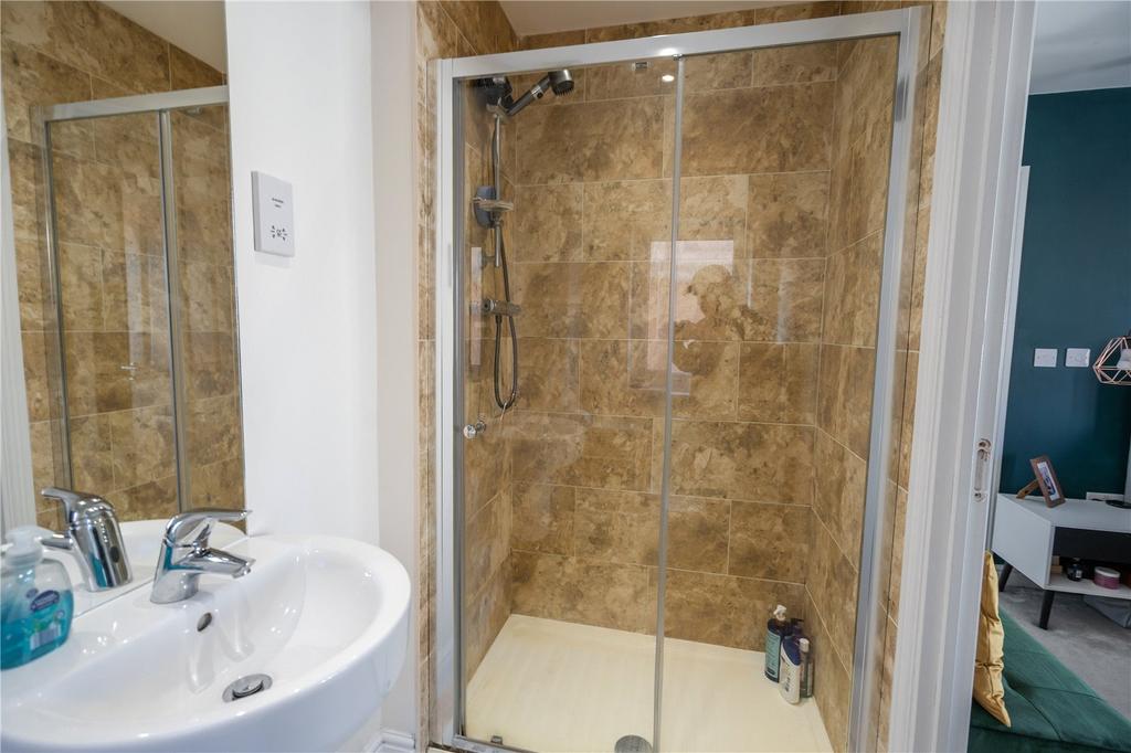 En-Suite (2)
