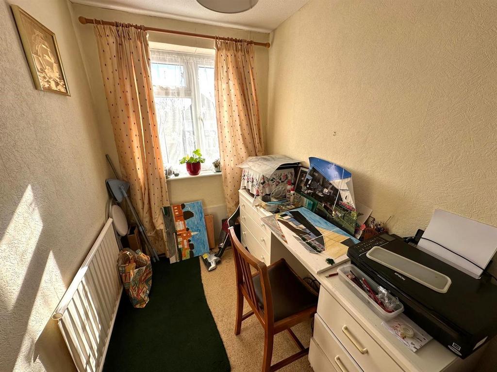Bedroom 3.jpg