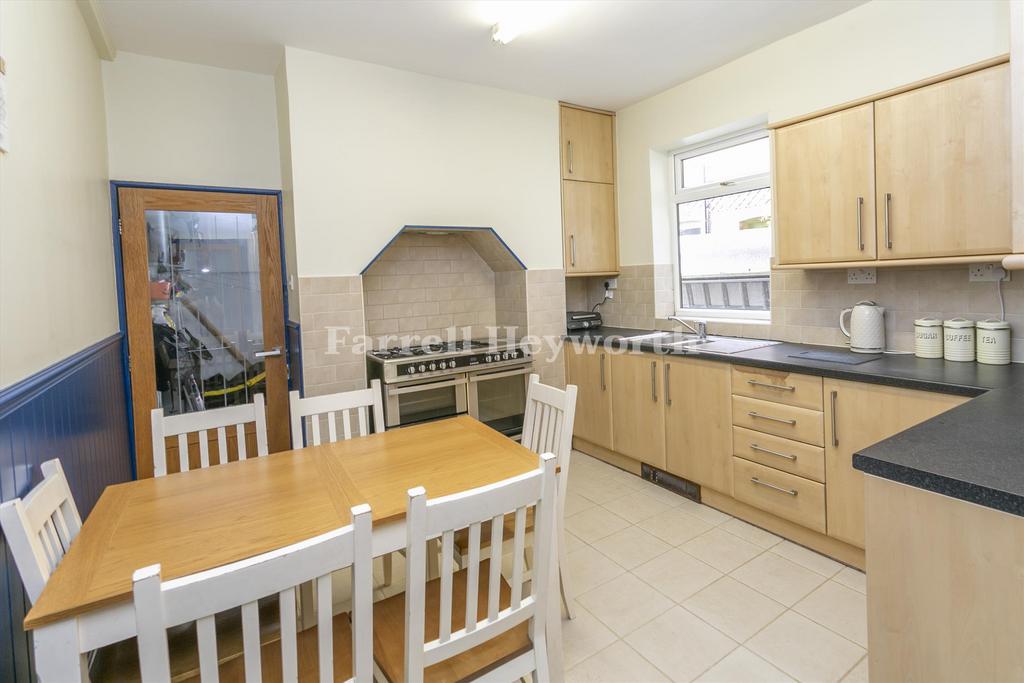 Kitchen diner