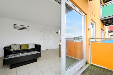 1 bedroom apartment to rent, Metcalfe Court, John Harrison Way, Greenwich, SE10